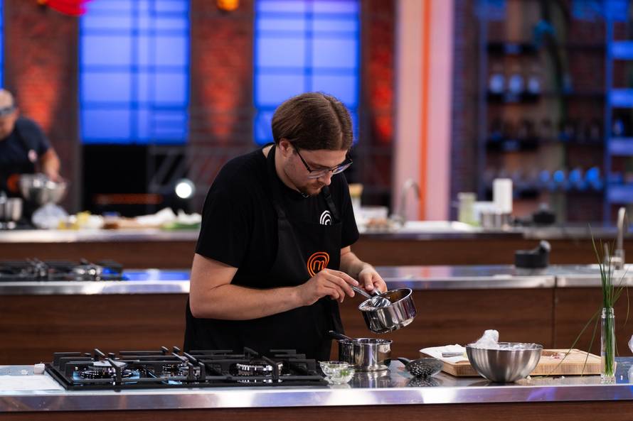 Veliki preokret u 'MasterChefu'! Iz zelenog tima ispala Ružica, a ušao Josip: 'Jedva dišem...'