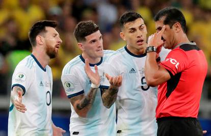 Messi: Zar im je VAR dojadio?! Zakinuli su nas za dva penala!