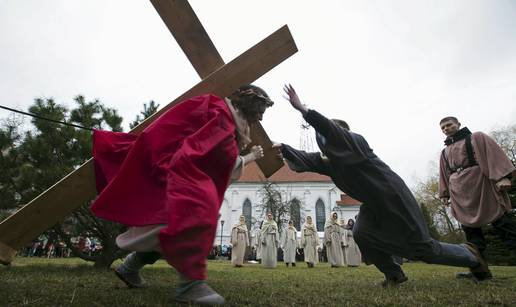 Neobični običaji za Uskrs: Od izrade pisanica do proslava...