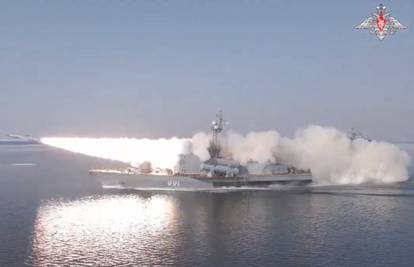 VIDEO Rusi ispalili projektile na lažnu metu u Japanskom moru