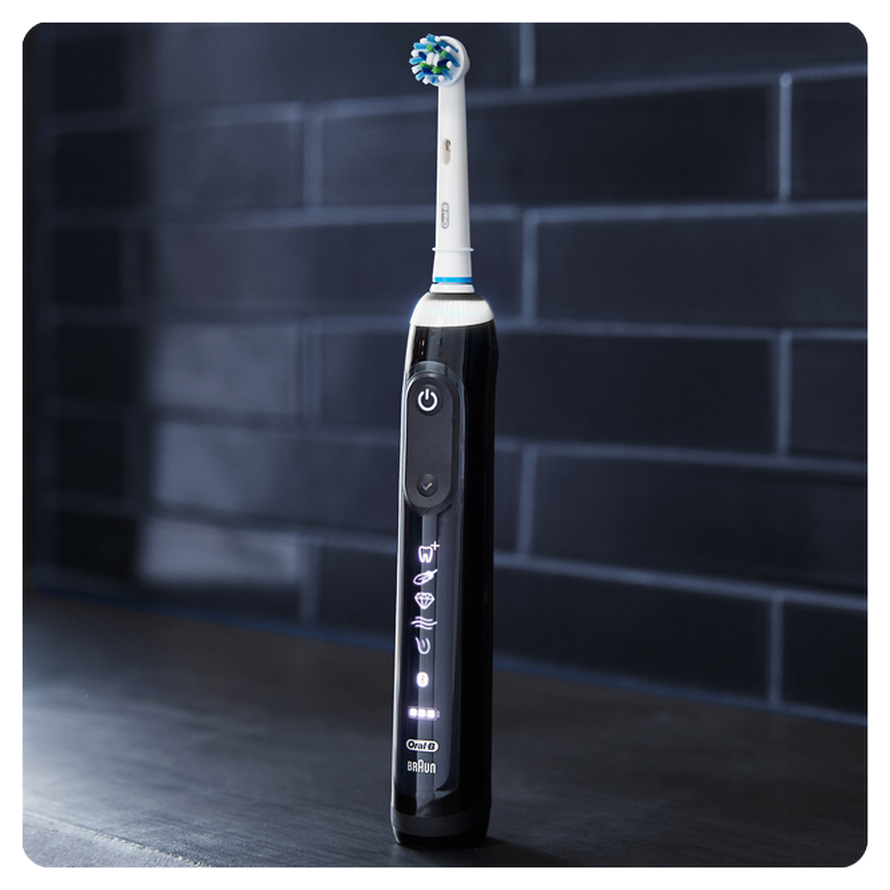 Inteligentna. Revolucionarna. Nova zubna četkica Oral-B