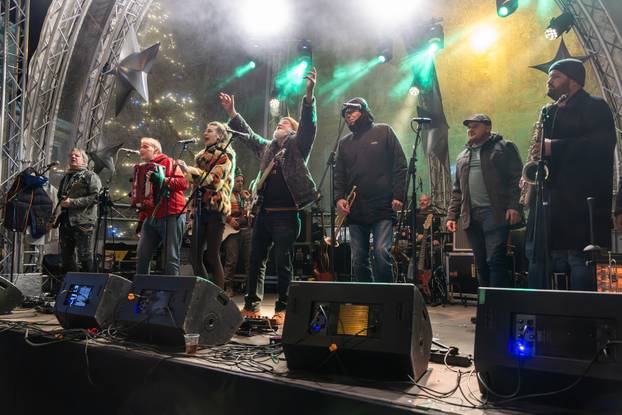 Pula: Doček na Portarati uz Ivana Licula i Gustafe