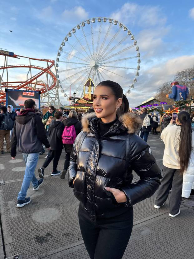 FOTO Zbog fatalne ljepotice je premierligaš dobio nove fanove