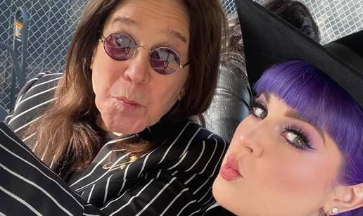 Kelly Osbourne posvetila je ocu Ozzyju dirljivu objavu: 'Ovo mi je prvi bez tebe, bit će grozno...'