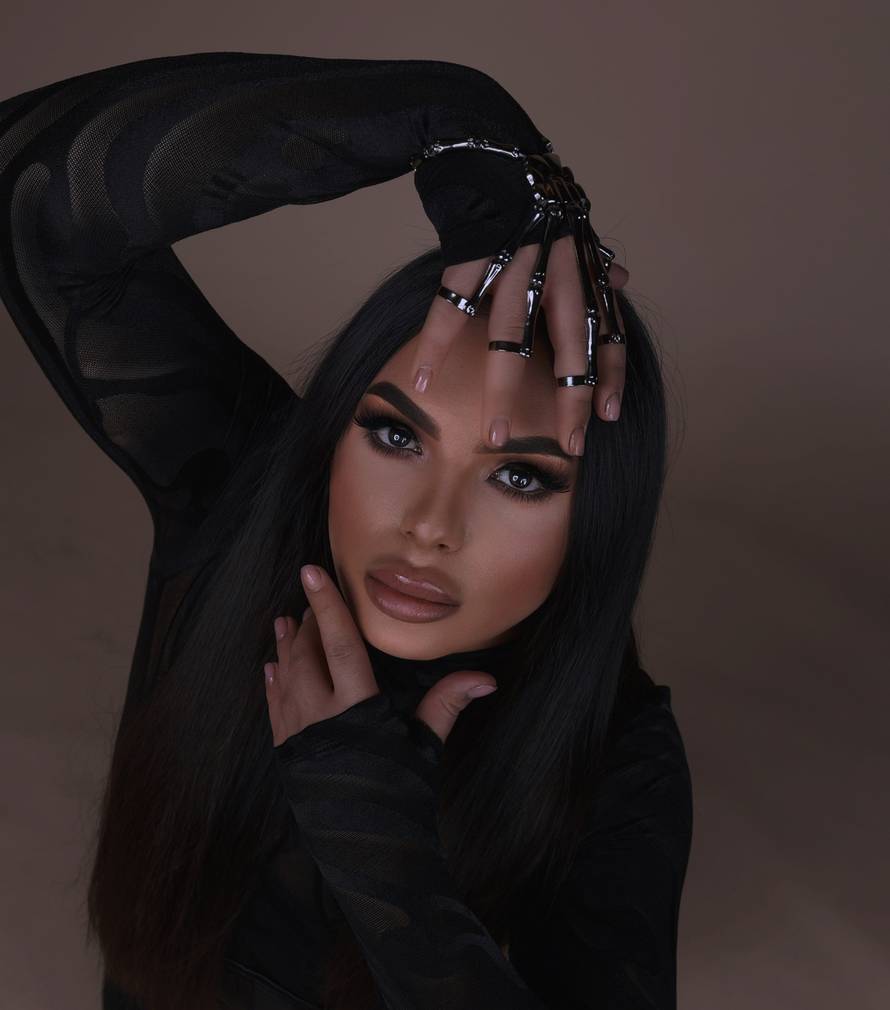 Božo Kralj za 24sata: 'Javljaju mi se oženjeni muškarci, traže diskreciju. Moj dečko se smije!'