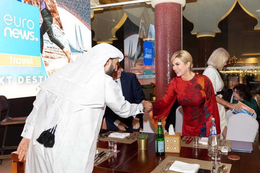 FOTO Kolinda na Antarktici: Društvo joj prave pingvini!