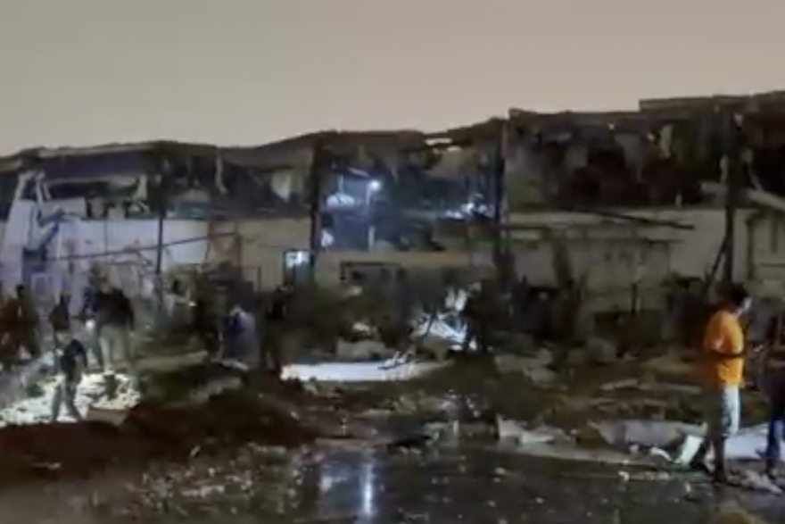 O&scaron;te&cacute;ene zgrade u Petah Tikvi nakon lansiranja raketa iz Irana