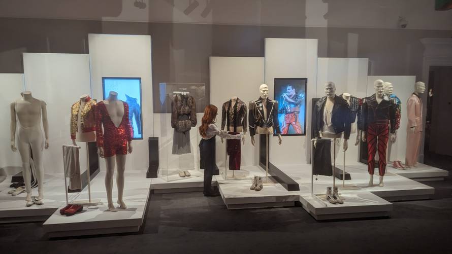 Sotheby's auctions Freddie Mercury's estate