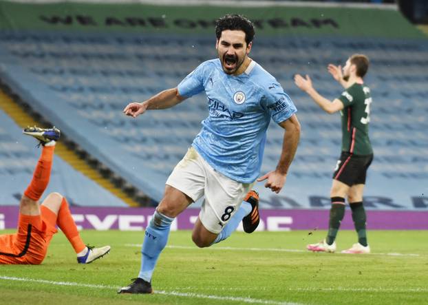 Premier League - Manchester City v Tottenham Hotspur