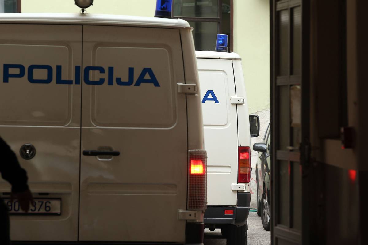 Privedeno 13 ljudi u Zagrebu, utajili 15 milijuna kuna poreza
