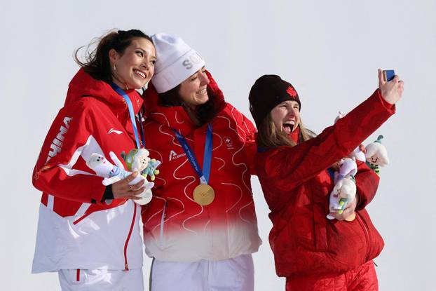 Freestyle Skiing - Women's Freeski Slopestyle Victory Ceremony