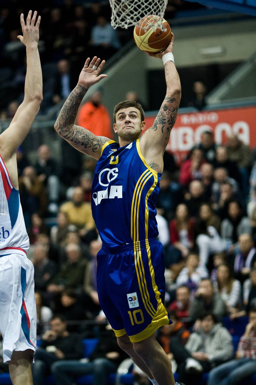 "Uživam u mirovini, dizajniram motore i automobile, gradim..."