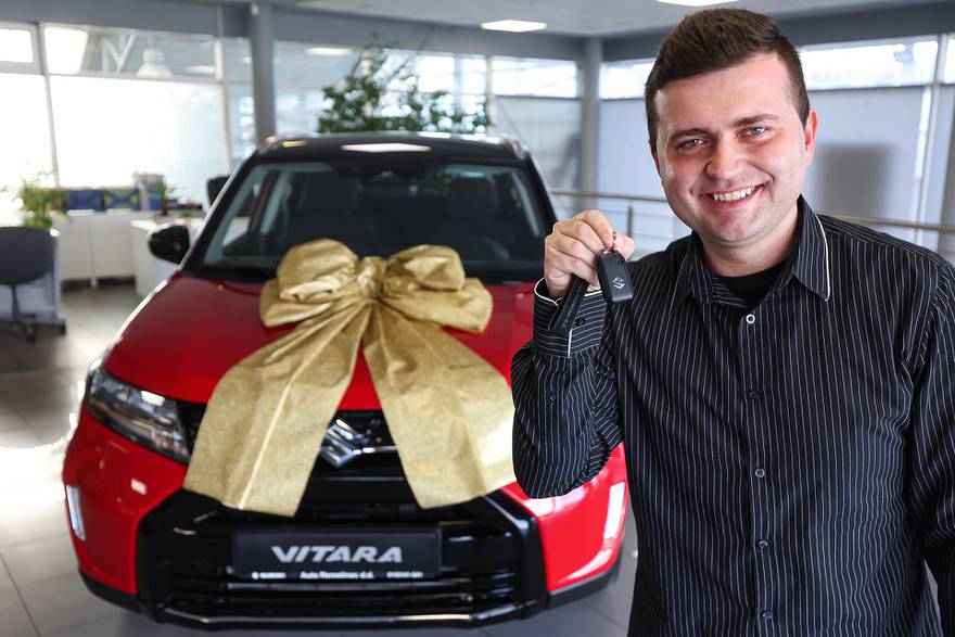 Zagreb: Primopredaja automobila Suzuki Vitara čitatelju Vladimiru Perliću