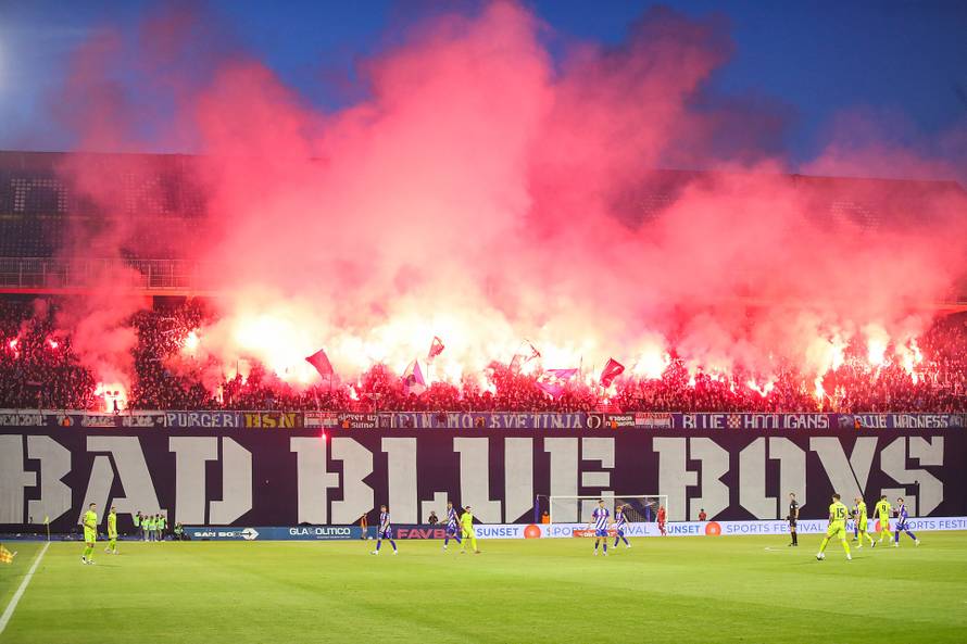 Zagreb: Navijači na utakmici Dinamo - Lokomotiva