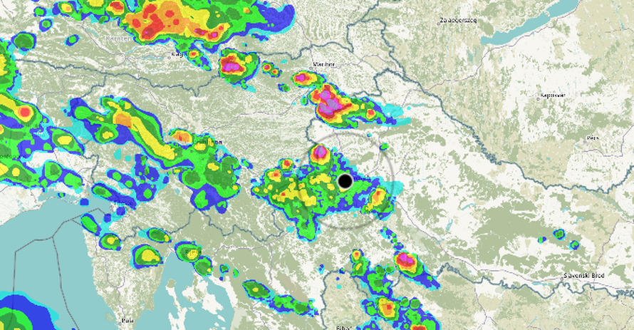FOTO Pogledajte kakva oluja ide prema Hrvatskoj. Upozorili su na grmljavinska nevremena