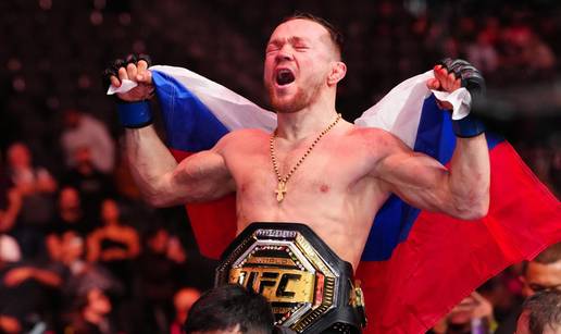 UFC ima novog prvaka bantam kategorije! Petr Jan pobijedio Meraba Dvali&scaron;vilija u spektaklu