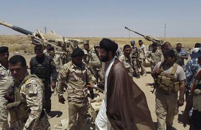 Irak: Sunitski militanti osvojili su ključne granične prijelaze