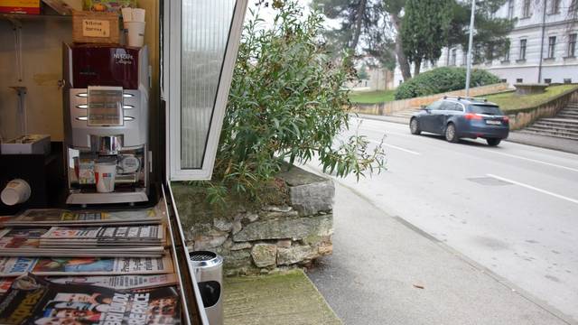 Grad Pula donio je odluku o zabrani prodaje pića na kioscima