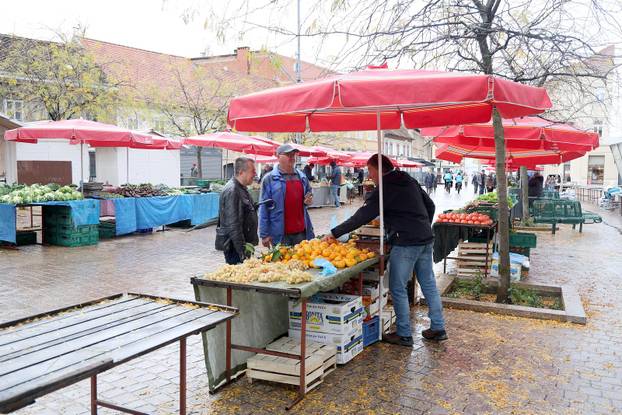 Zagreb: Europski trg je od danas tržnica