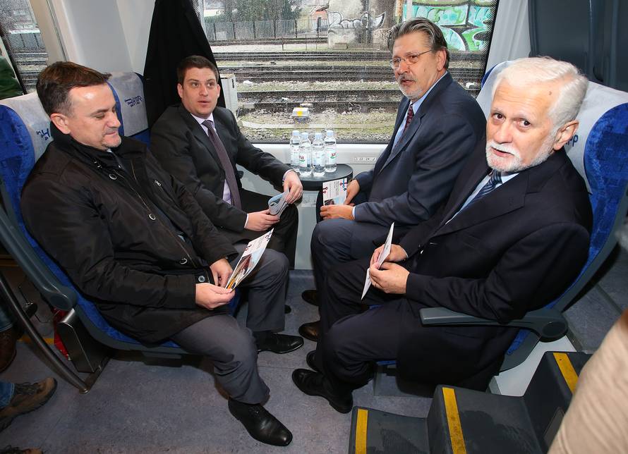 HAC će dići kredit od 500.000 eura da bi platio konzultante