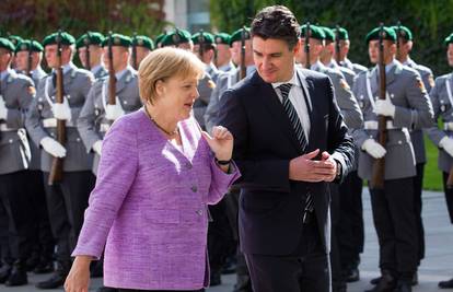 Merkel: Žalim, ali neću doći u Zagreb zbog gustog rasporeda