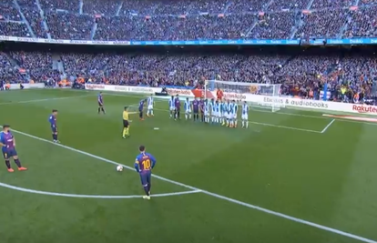 VIDEO Genij Messi 'panenkom' zabija i iz... slobodnog udarca!