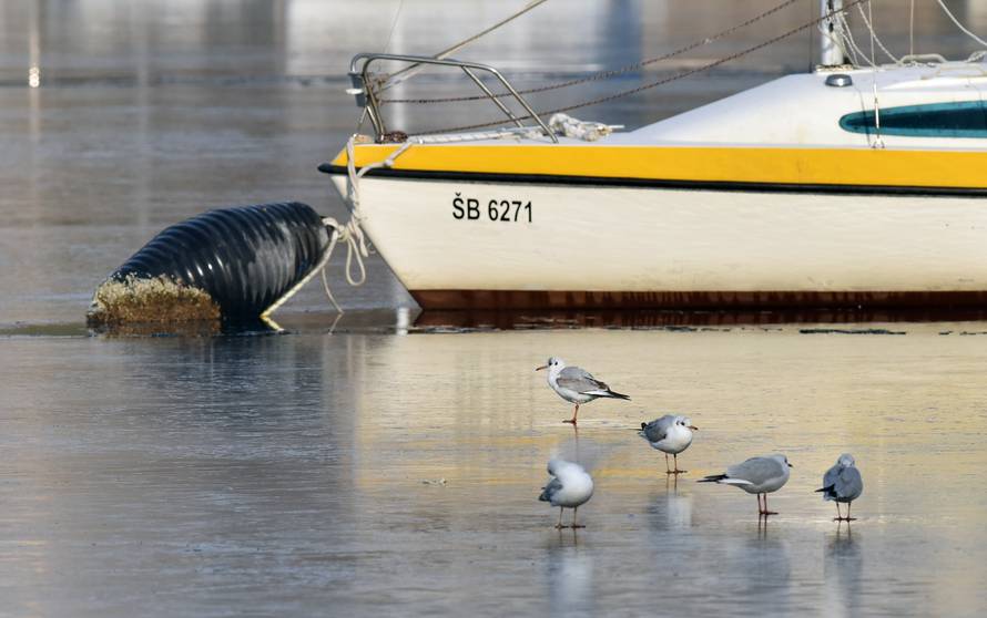 Skinut ćemo debele kapute: Nakon minusa stiže sunce...