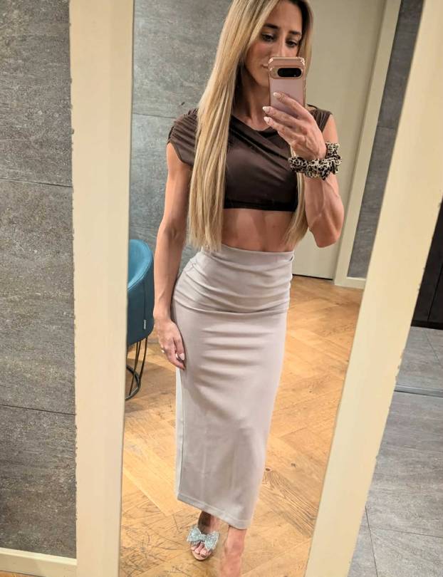 FOTO Kada joj vide tijelo, nitko ne vjeruje da ima dvoje djece