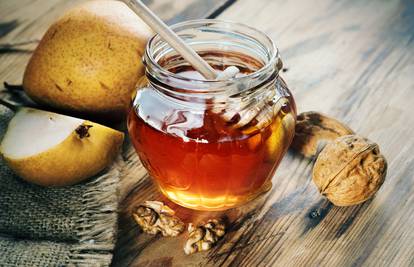 Zdrave zamijene za šećer u obrocima: Cikla, stevija, med...
