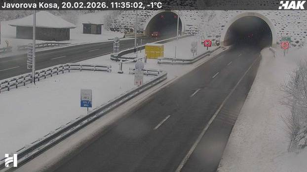 Pogledajte fotografije s kamera HAK-a, snijeg pada i u Zagrebu