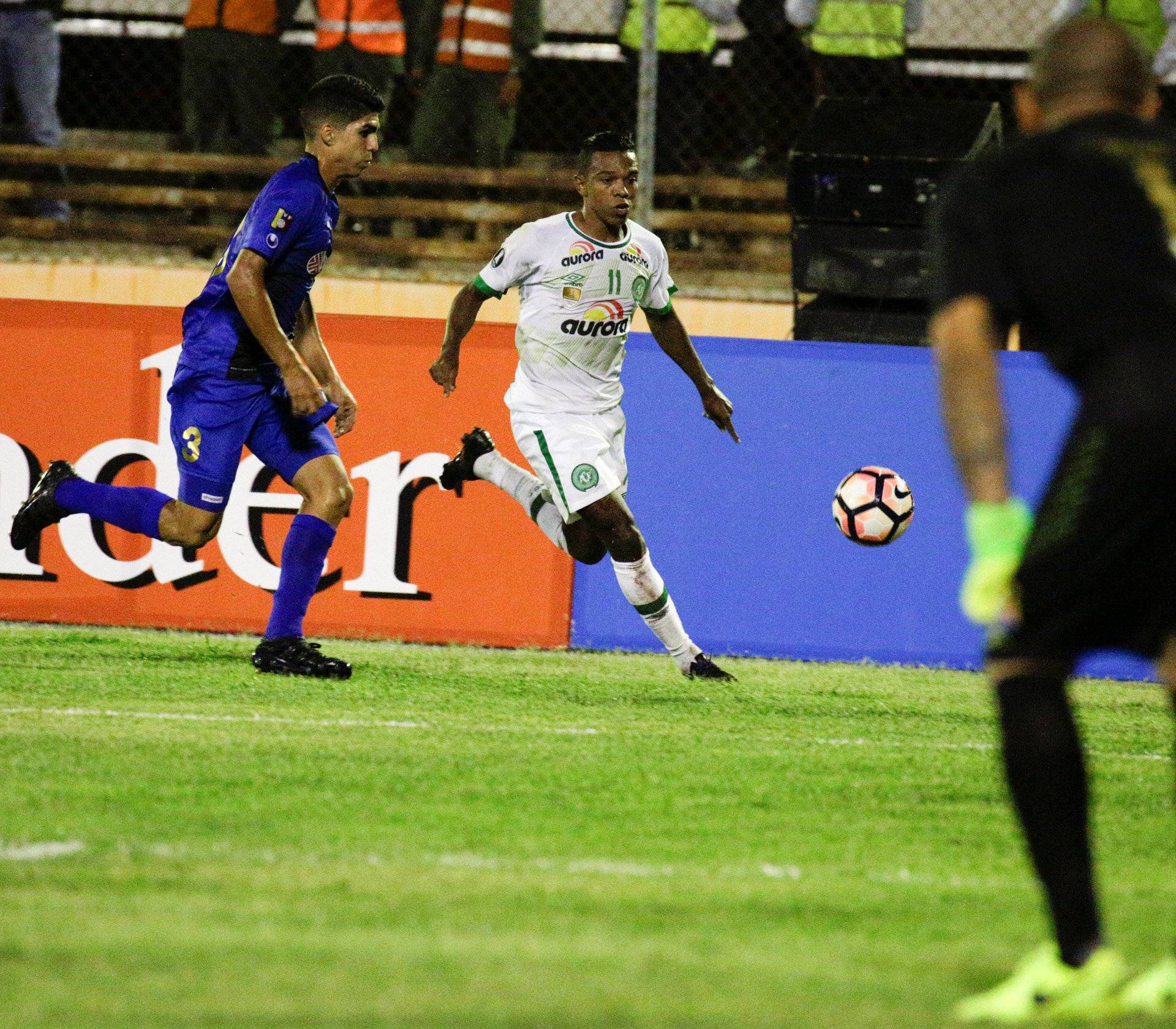 Football Soccer - Zulia FC v Chapecoense - Copa Libertadores