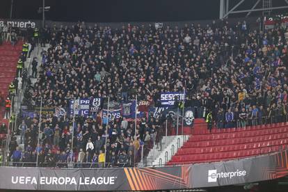 Sevilla: Specijalna policija intervenirala na utakmici GNK Dinamo - FC Sevilla