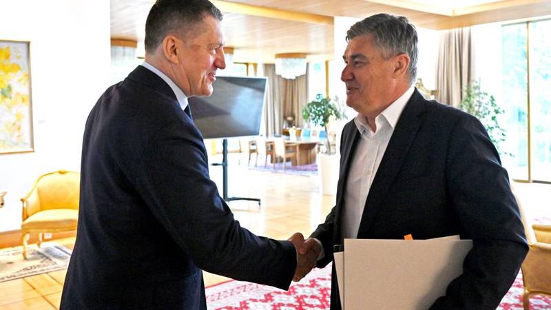 Milanović primio rektora Sveučilišta obrane i sigurnosti, evo o čemu su razgovarali 15 dsc 0002