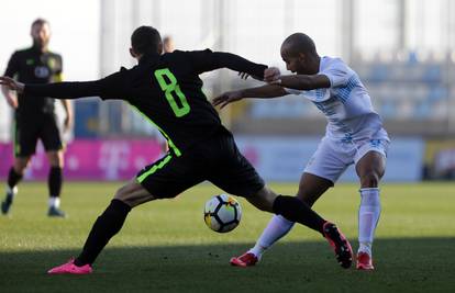 Renovirana Rijeka potopila je Istru! Čolak zabio svoj prvi gol