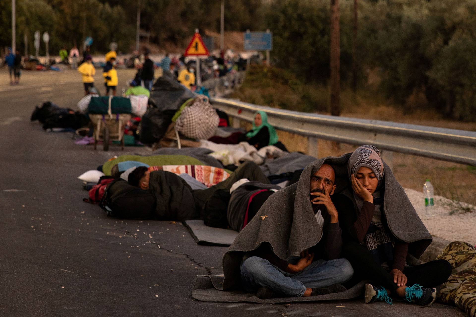 Hrvatska prima 12 djevojčica iz spaljenog migrantskog kampa