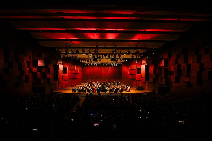 Glazbene legende i zagrebačka filharmonija nastupili u čast 931. rođendana grada Zagreba