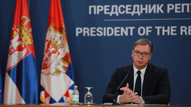 Aleksandar Vučić na konferenciji najavio svoju kandidaturu za predsjednika Vlade Srbije