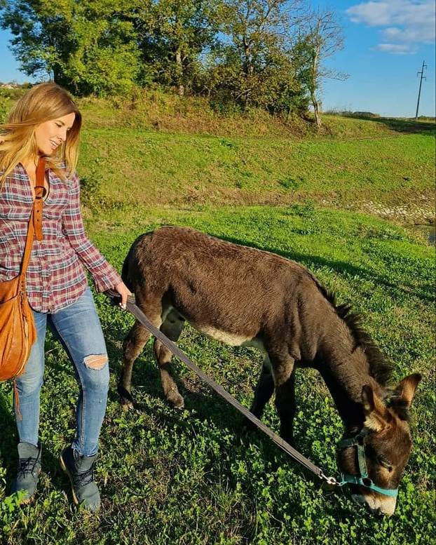 'Muškarci i magarci jedu mi iz ruke': Nives uživala sa Šimom