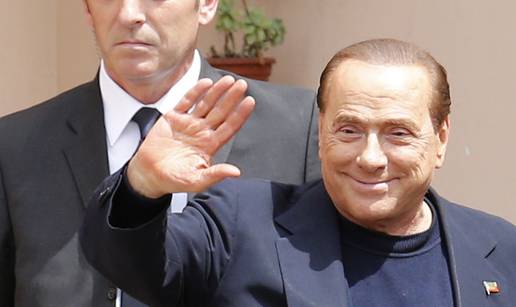 Problemi sa srcem: Berlusconi u bolnici, nije životno ugrožen