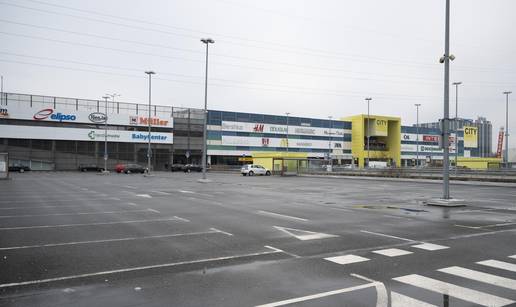 Do 16 sati trgovci izdali 43 posto manje računa nego prošli petak. Građani trošili 50 posto manje!