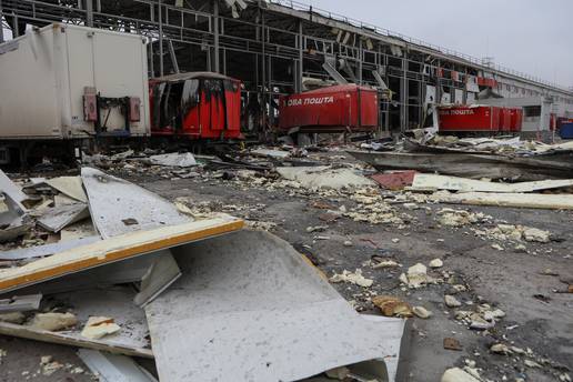 Ukrajina uništila svih 14 ruskih dronova i jednu raketu. Rusi šalju nove snage u Avdijivku