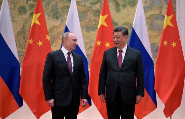 FILE PHOTO: EXPLAINER-Can China broker peace between Russia and Ukraine?