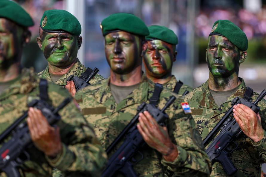 Zagreb: Svečani vojni mimohod u povodu 30 godina VRO Oluja