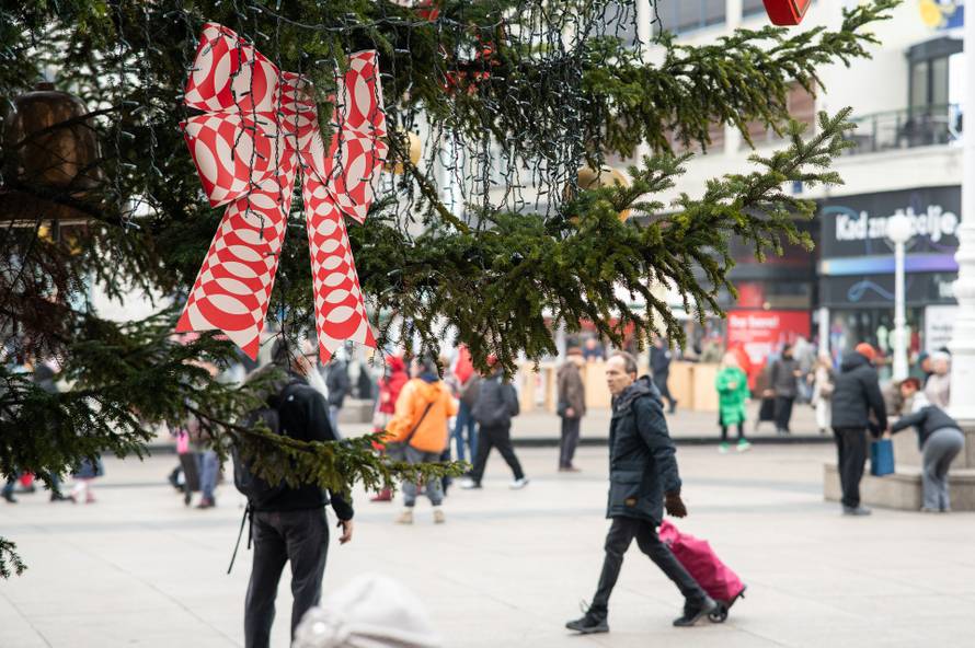 Zagreb: Subotnje prijepodne u centru grada 