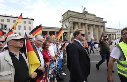 AfD u Njemačkoj dala otkaz glasnogovorniku zbog nacizma