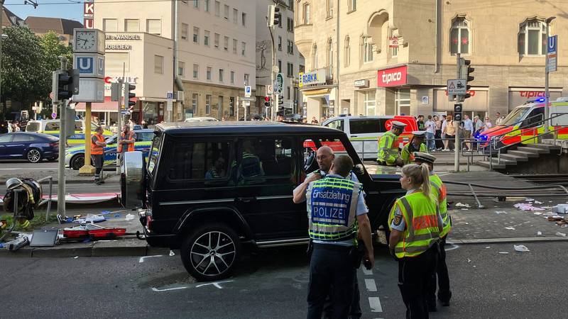FOTO Užas u Stuttgartu: Žena podlegla ozljedama, policija ne vjeruje da se radilo o napadu 18 pxl dpa 020525 132101117
