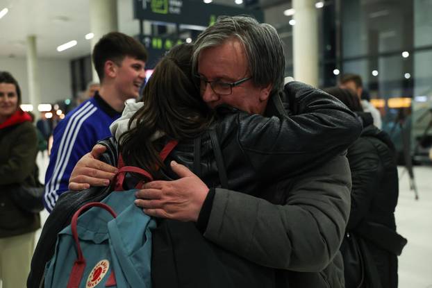 Hrvatski državljani iz Ujedinjenih Arapskih Emiratima sletli su u zracnu luku u Zagrebu 