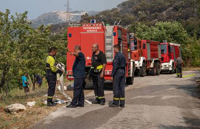 Požar kod Dubrovnika obuzdali: Pomogla i kiša, vatra se ne širi