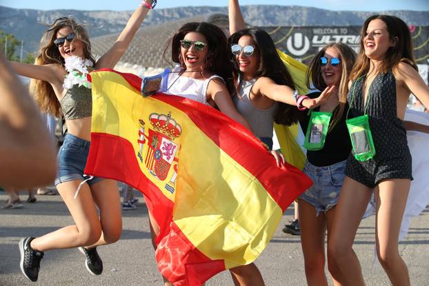 Split: Atmosfera na stadionu prvog dana Ultra Europe Festivala 2017