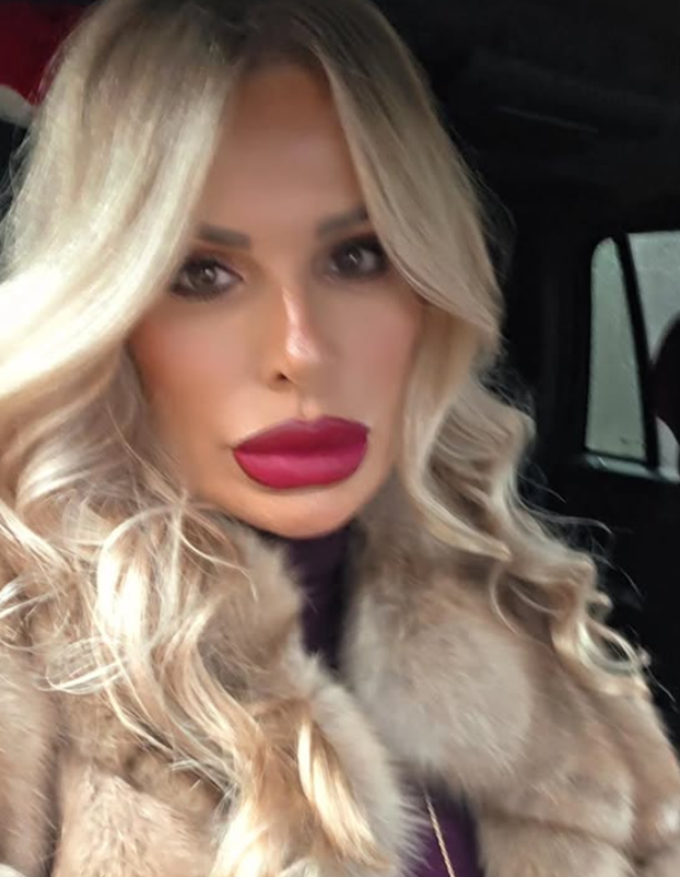 Gazdina kći ističe bujne usne, a ovako se mijenjala kroz godine